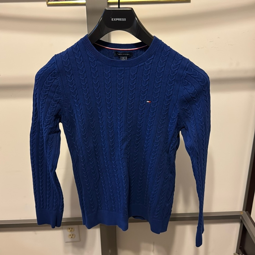 Women’s Tommy Hilfiger Sweater, Size Medium